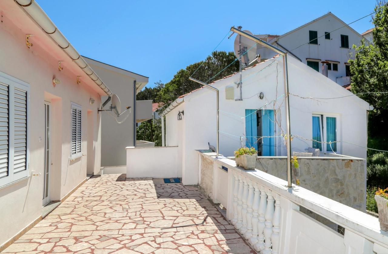 Apartmani Ria2 Pag Паг Экстерьер фото